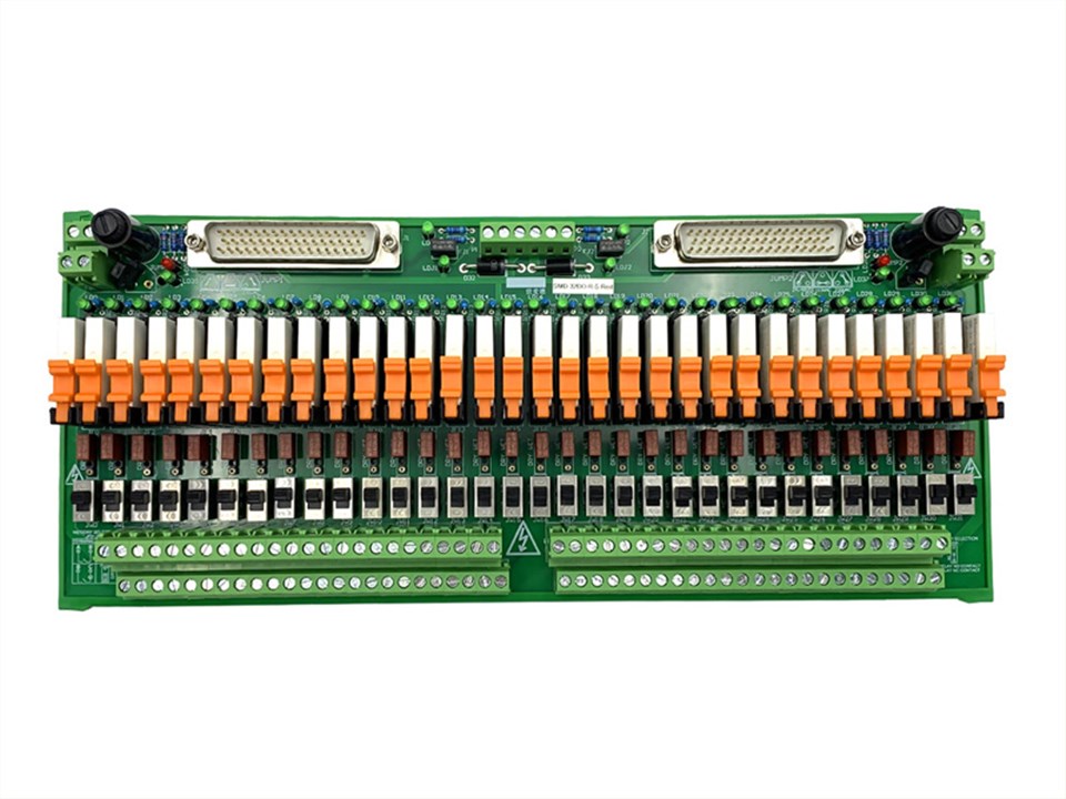 32路带冗余超薄继电器输出模组（SMD-32DO/R/S/Red）